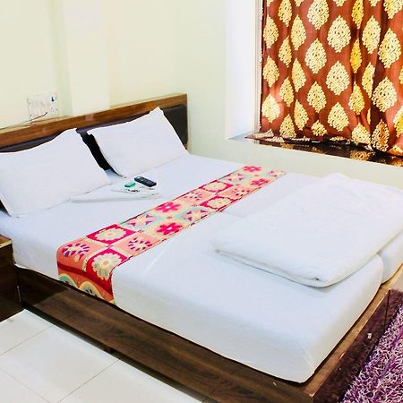 Akshara Residency Hotell Mumbai Exteriör bild